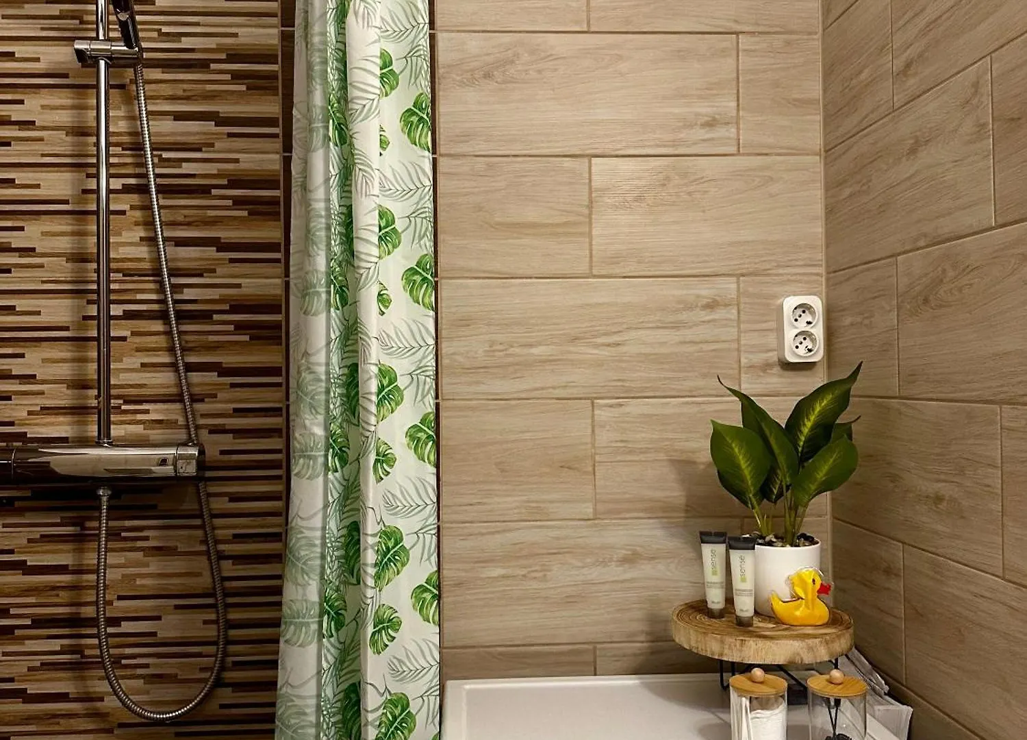 Apartment Romai Terrace Apt Budapest Hungary